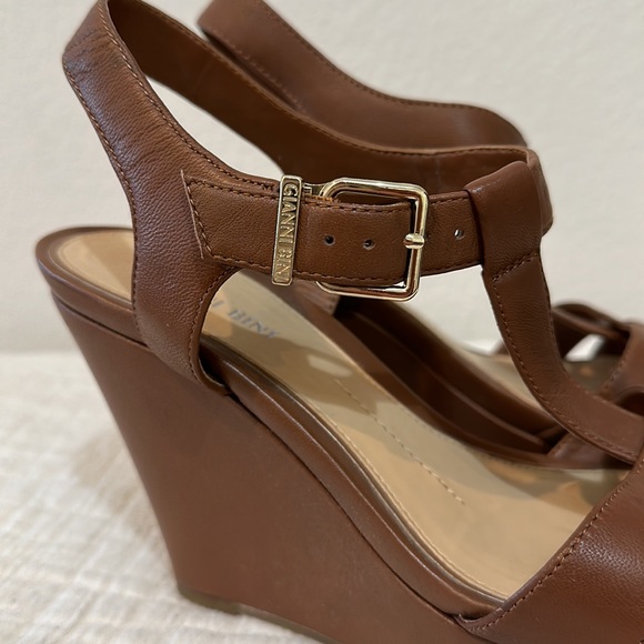 Gianni Bini cognac brown wedges size 8.5 - Picture 3 of 6